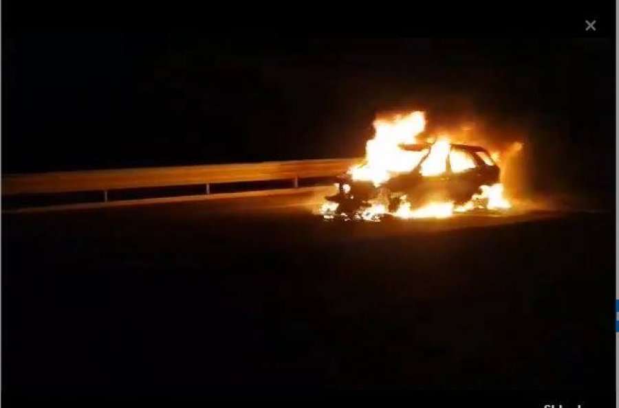 Vetura merr flakë në autostradën “Ibrahim Rugova” (Video)