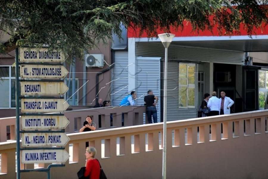 Tentim vrasje në Prishtinë, dy persona përfundojnë në QKUK