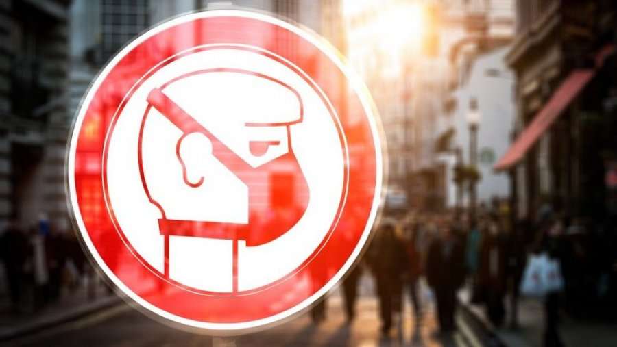 Infektologu kosovar tregon si mund të transmetohet koronavirusi