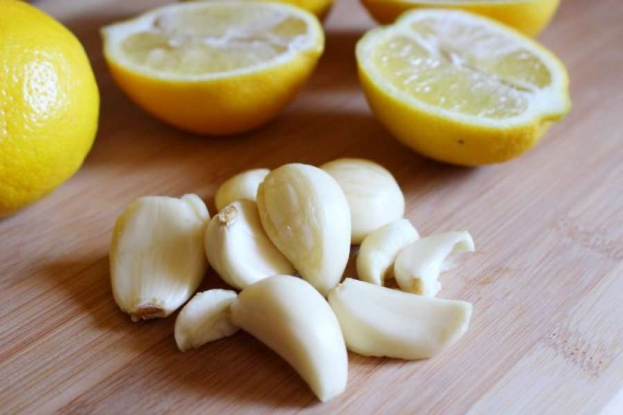 Hudhër me limon, për të eliminuar problemin e zakonshëm të shqiptarëve