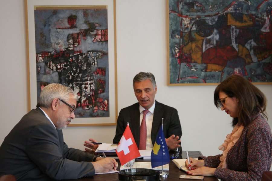Kryeprokurori Lumezi dhe Ambasadori Lebet diskutojnë për thellimin e bashkëpunimit
