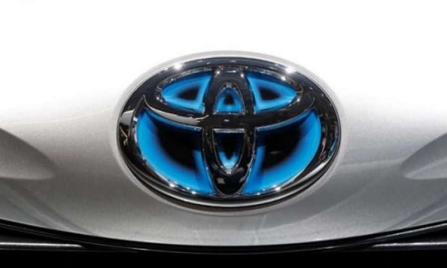 Toyota do t’i tërheqë 3.4 milionë vetura shkaku i problemit me “airbag”-ët