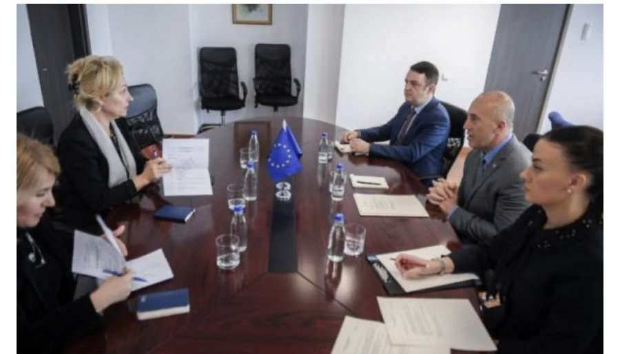Haradinaj takohet me Apostolovën, bisedojnë për zhvillimet në vend