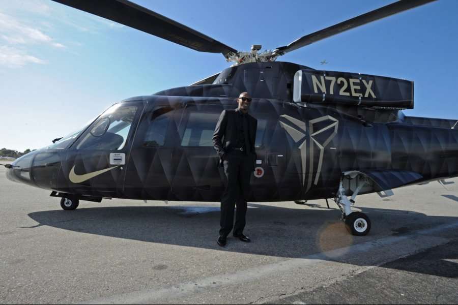 Dashuria e tepërt për helikopterët, ish-menaxheri i Lakers rrëfen tmerrin: Kobe Bryant fiku motorrin në mes të qiellit