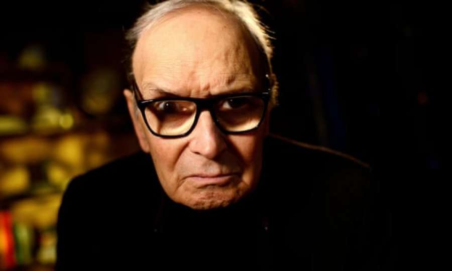 Vdes në moshën 91-vjeçare kompozitori Ennio Morricone