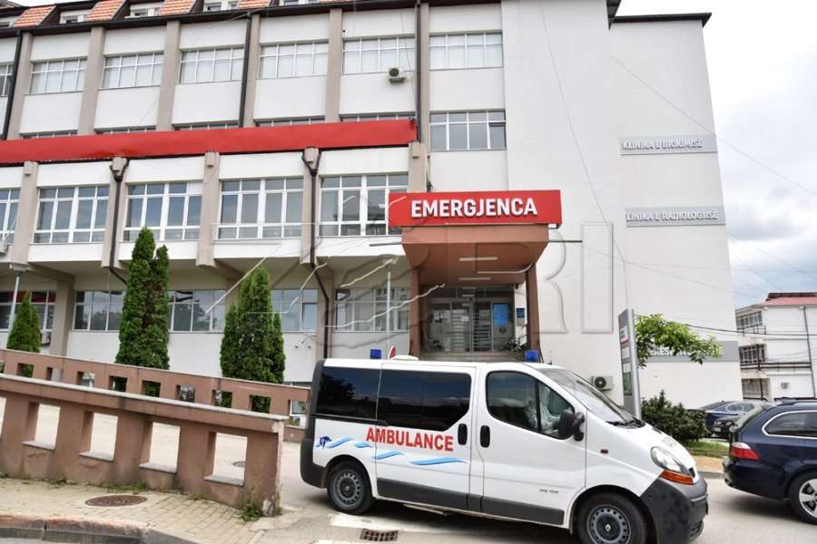 Pacientët me kancer të lukthit dhe pankreasit më të prekur nga COVID 19