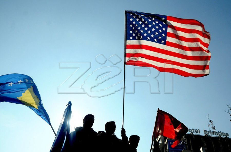 Pandemia “barazon” fuqinë e pasaportës amerikane me atë të Kosovës