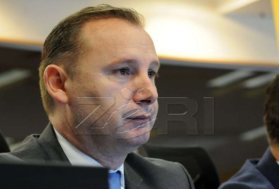 Ministri Zemaj nënshkruan udhëzimin administrativ për licencimin e laboratorëve privatë për testime