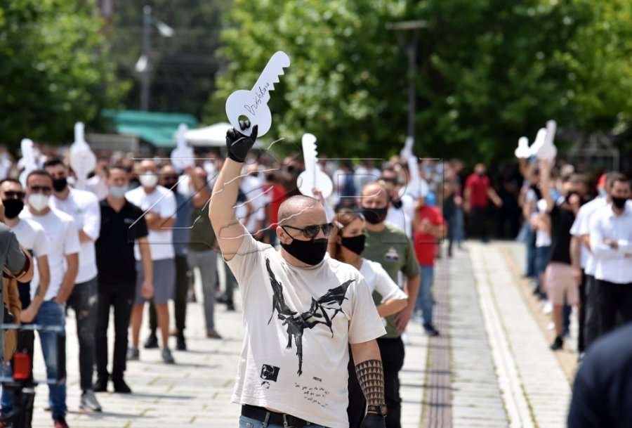Gastronomet thërrasin protestë: Shteti tregoi që nuk i intereson mirëqenia e asnjë punëtori
