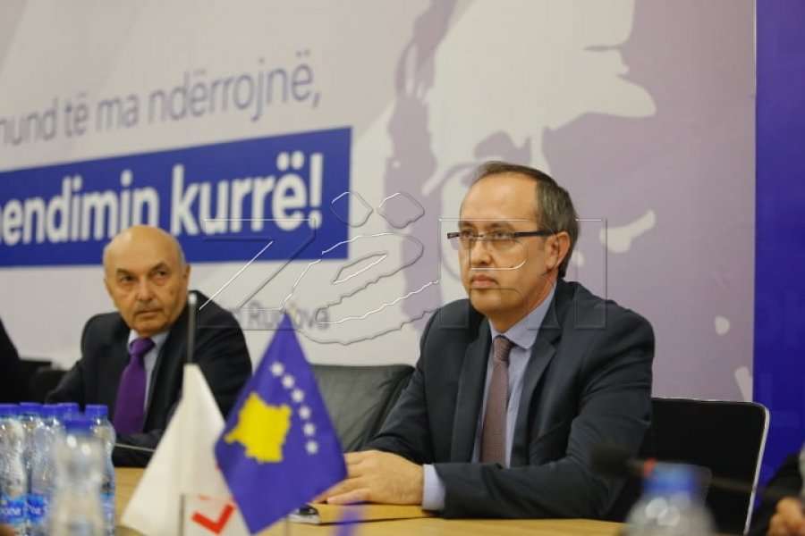 Rrjedha e zhvillimeve nga 6 tetori e këndej, që “solli” qeverinë “Hoti”
