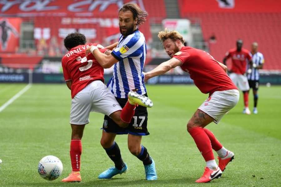 Atdhe Nuhiu kishte debatuar ashpër me bashkëlojtarin e tij gjatë ndeshjes së fundit të Sheffield Wednesdayt