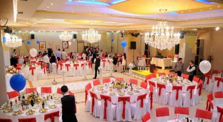 Nga një infermier për dasmë – ky është një nga kushtet për mbajtjen e dasmave