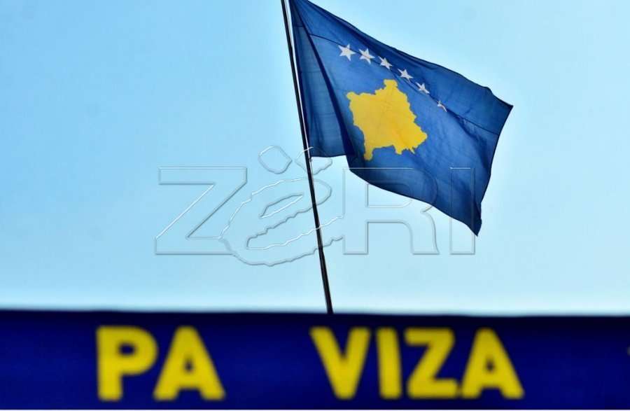 Eurodeputetët thirrje BE-së t’i heqë vizat për qytetarët e Kosovës