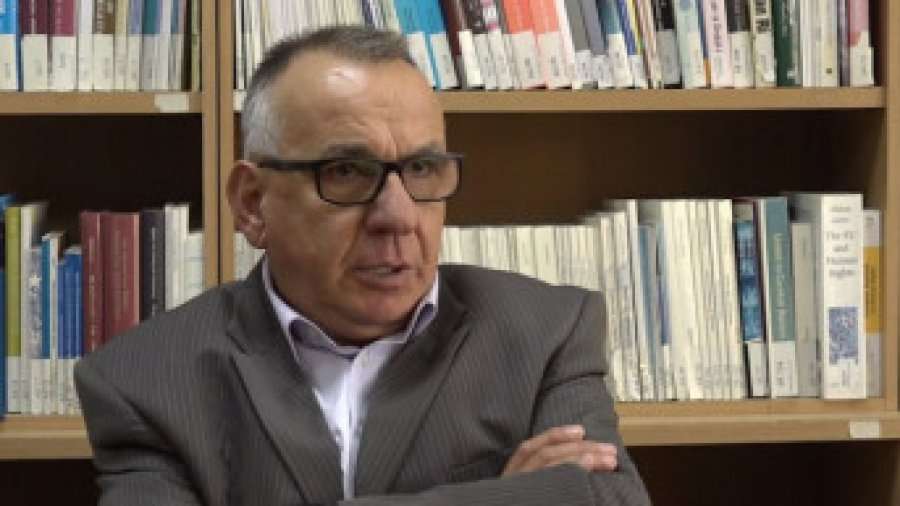 Hasani: Nëse LVV nuk dërgon emër te Presidenti, Qeveria mbetet në detyrë deri në zgjedhje të reja