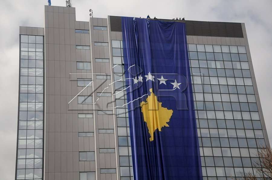 130 euro pagë për tre muaj për ata që humbin vendin e punës nga efektet e coronavirusit