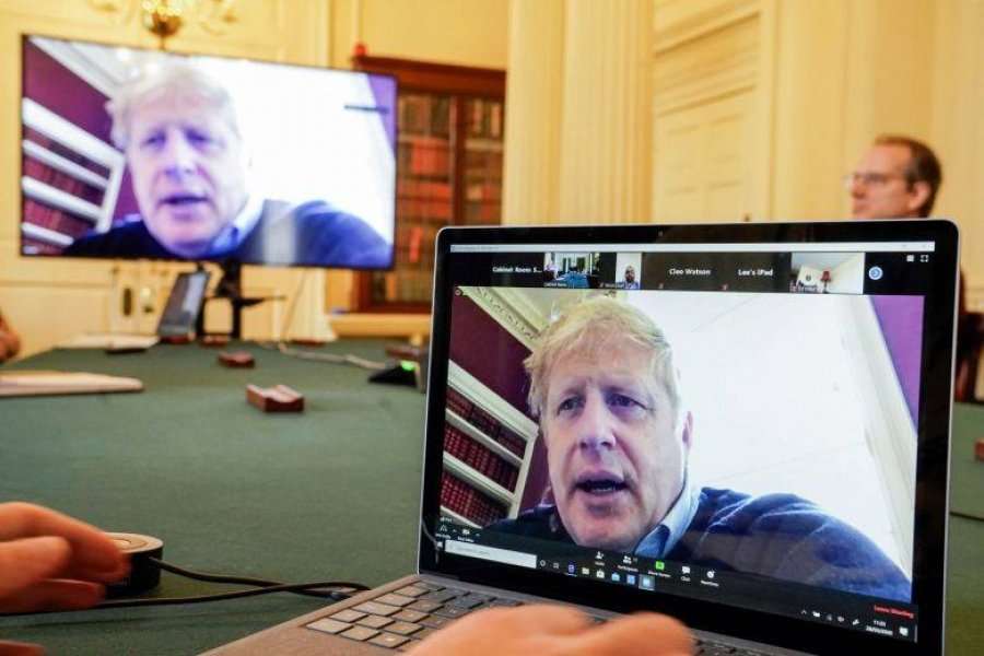 Johnson u thotë britanikëve se po vijnë ditët e vështira