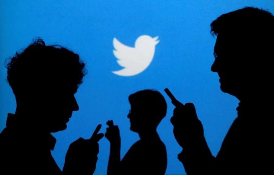 Në Twitter përdoruesit mund të zgjedhin kush përgjigjet në postim të tyre