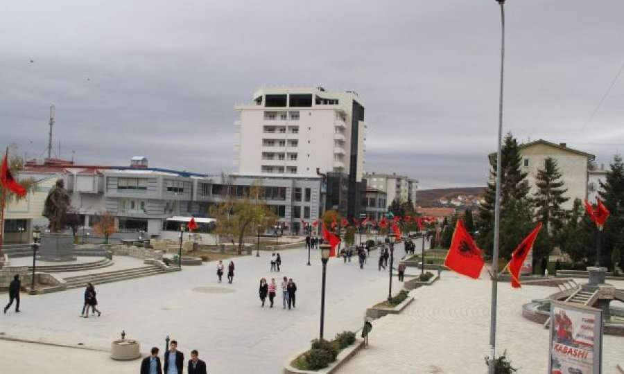 Policia ndalon faljen e organizuar të Bajramit në Skenderaj