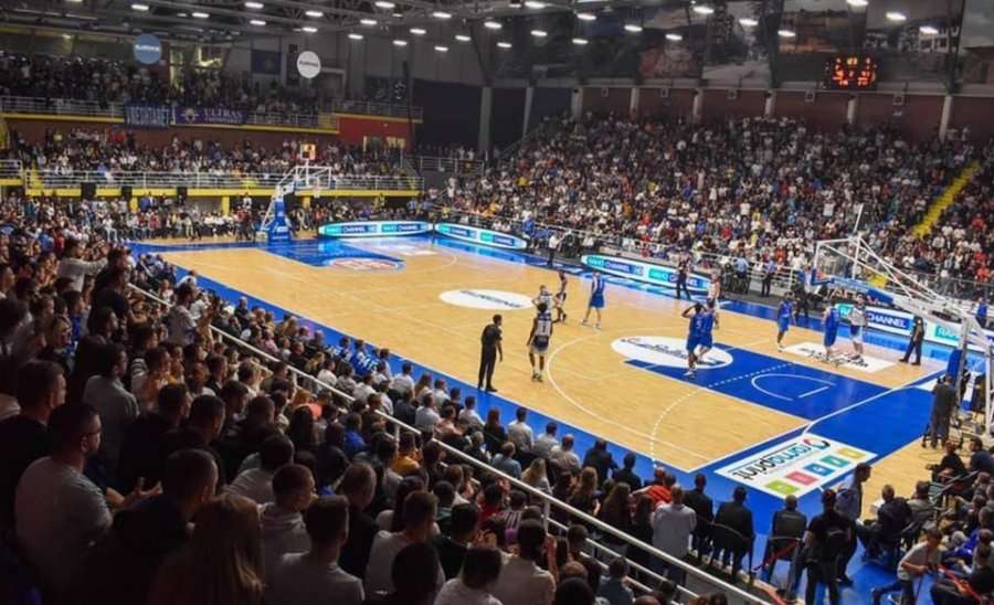Bëhet gati udhëzuesi për rikthim në fushat e basketbollit në Kosovë