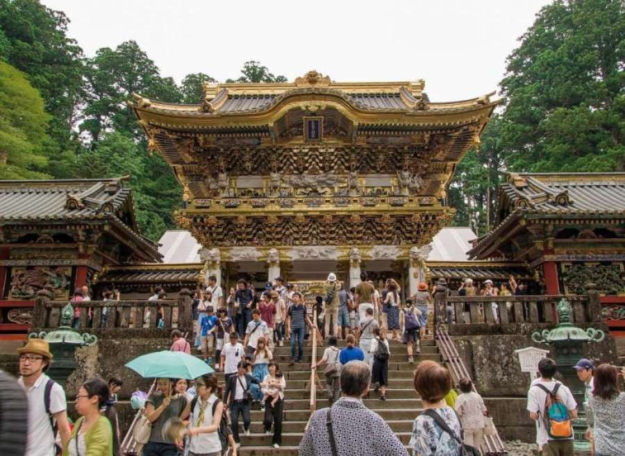 Japonia kërkon turistë, ua paguan gjysmën e pushimeve