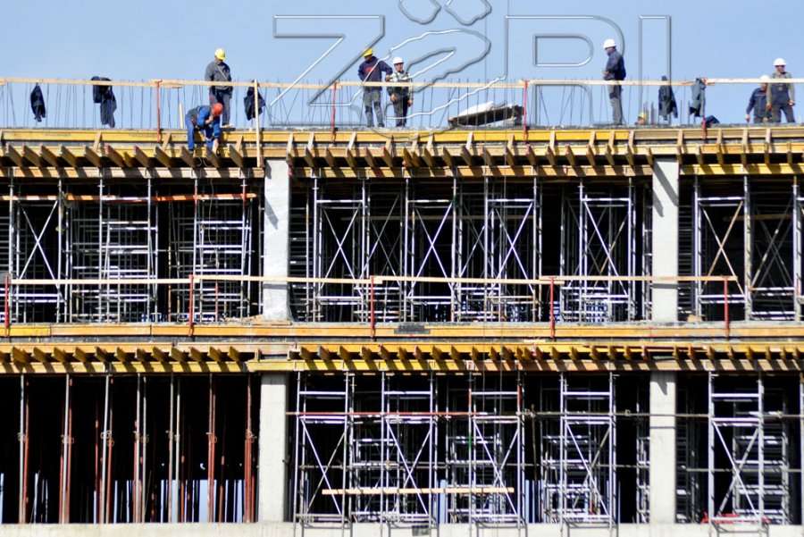 Rreth 100 gjoba për kompanitë që shkelin të drejtat e punëtorëve, prin ndërtimtaria