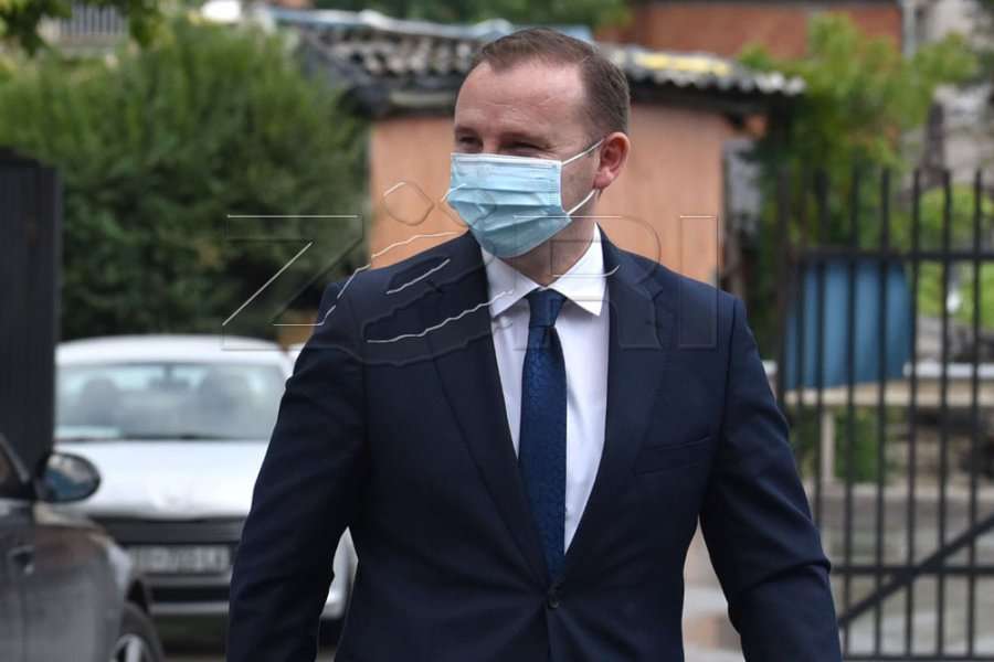 Ministri Zemaj sot viziton Gjilanin