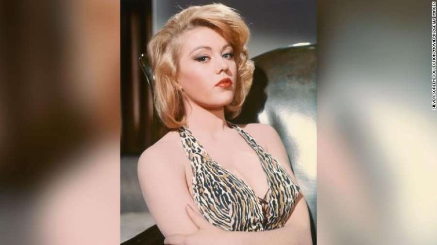 Vdes aktorja e “Goldfinger”, Margaret Nolan