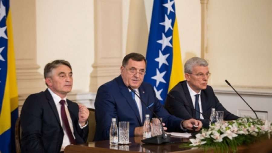 Tre anëtarët e Presidencës boshnjake unanimisht kundërshtojnë njohjen e Kosovës