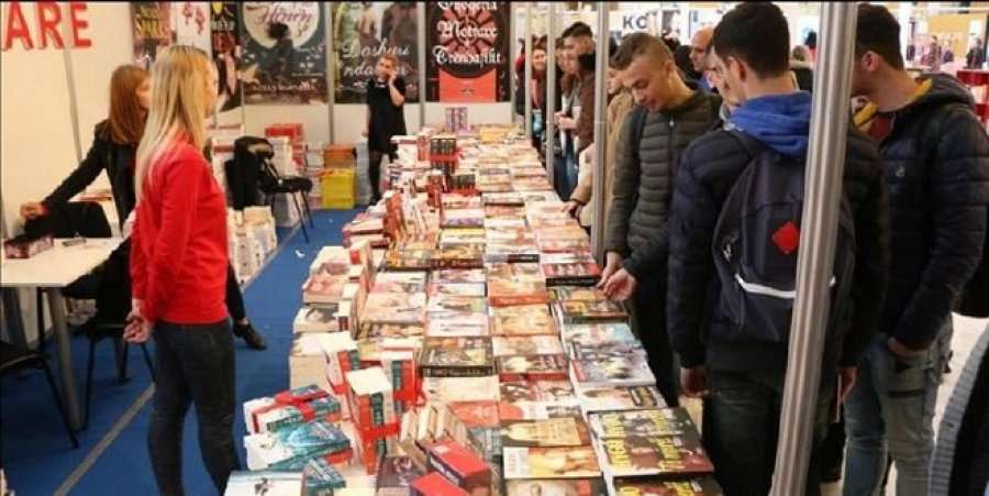 COVID-19, anulohet Panairi i Librit në Tiranë