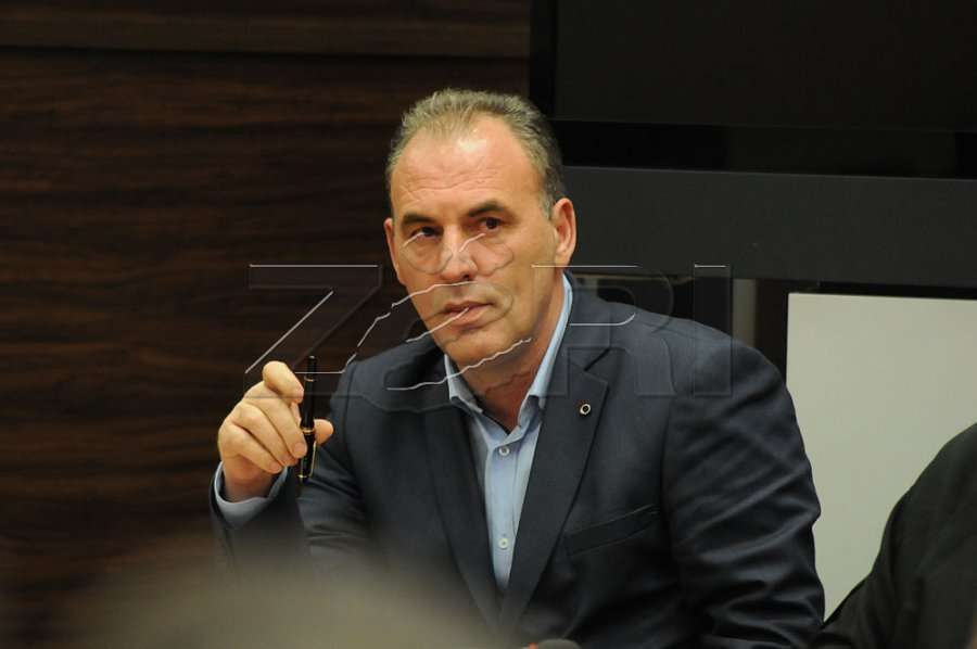 Limaj: E padrejtë përfshirja e vajzës së të dyshuarit, që përfitoi nga 2 milionët