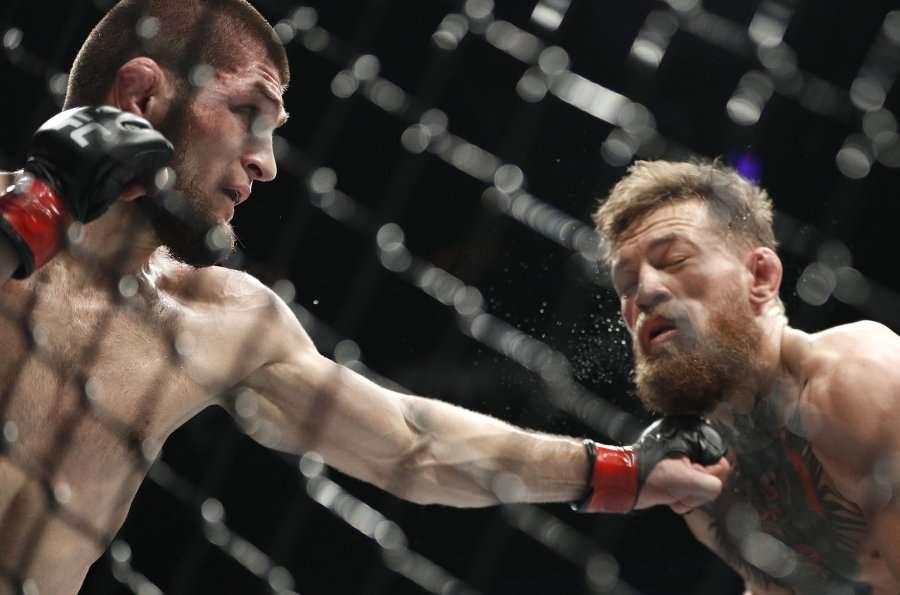 “Ai pi alkool dhe zihet me të moshuar”, Nurmagomedov injoron McGregorin: S’ka arsye të përballem prapë me të