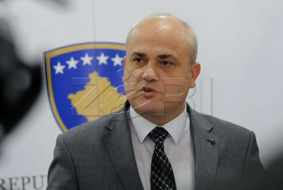 Avdyli për Mustafën: Komunisti i fundit nga ish-Jugosllavia po e akuzon për komunizëm një profesoreshë të shkolluar në SHBA