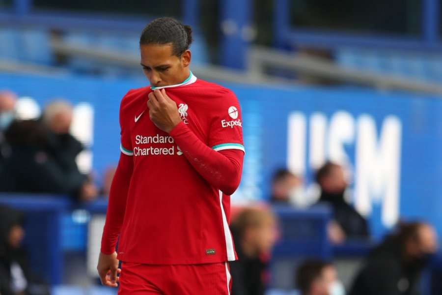 Pas lëndimit, Van Dijk vjen me një shkrim emocionues