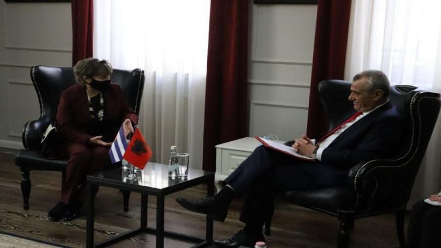 Kuba do ta shqyrtojë njohjen e pavarësisë së Kosovës