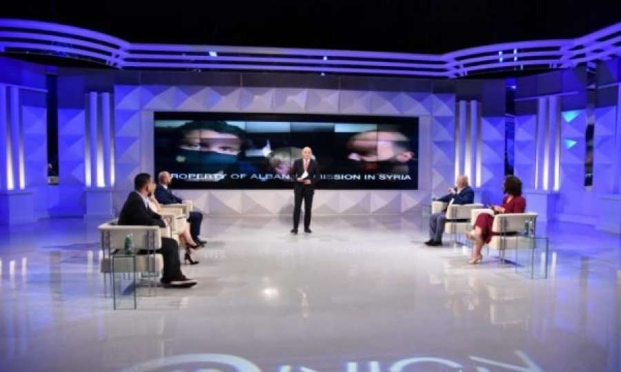 Gazetarja shqiptare: Dy fëmijët e kthyer sot nga Siria janë të Lavdrim Muhaxherit