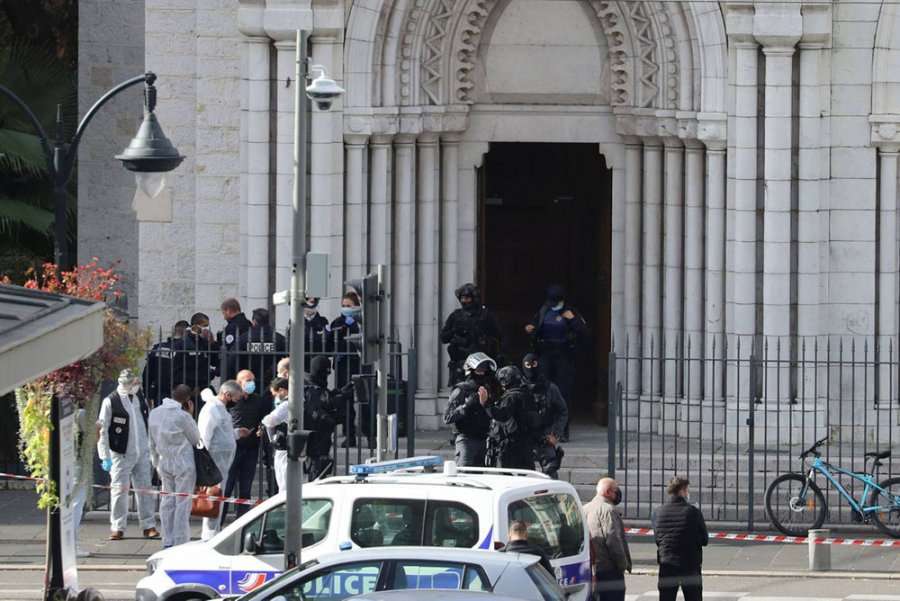 Liderët shqiptarë shprehen të tronditur nga sulmi i sotëm në Francë, “terroristët nuk do të fitojnë kurrë”