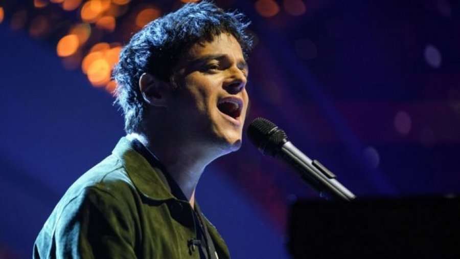 Jamie Cullum fiton çmimin “Ivor Novellos” për këngën e frymëzuar nga Amy Winehouse