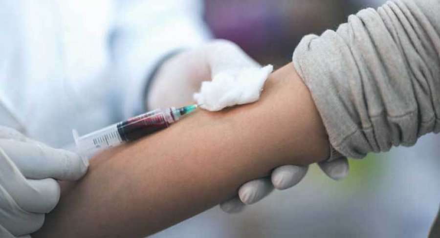 5-vjeçari nga Gjilani vuan nga leukemia akute, ka nevoje urgjente për shërim jashtë vendit