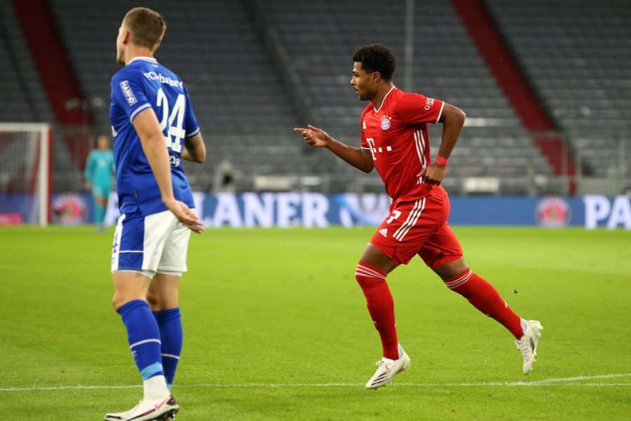 Gnabry e katërfishon epërsinë e Bayern Munichut