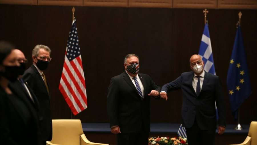 Sekretari i Shtetit Pompeo viziton Greqinë