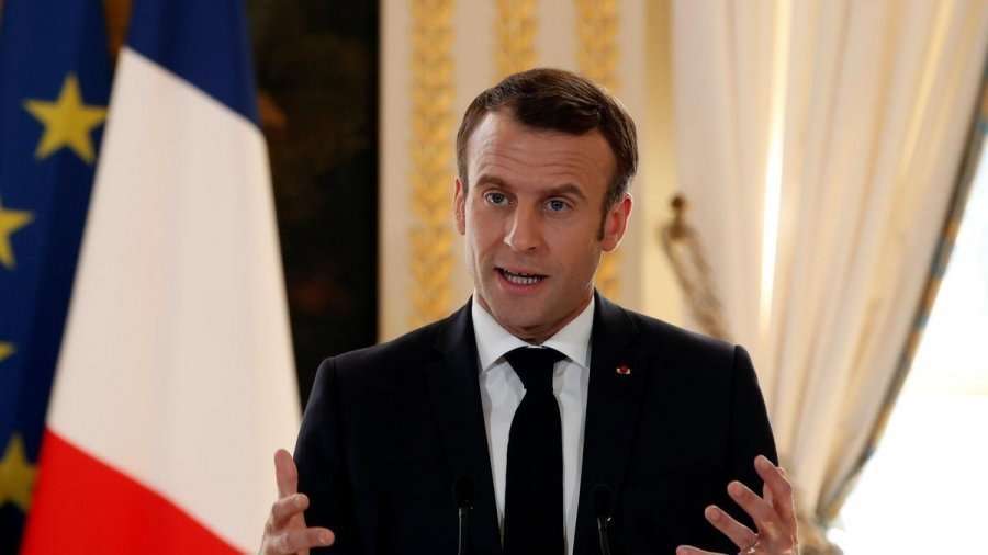 Skandali me përgjimet, Macron ndërron celularin dhe numrin e tij