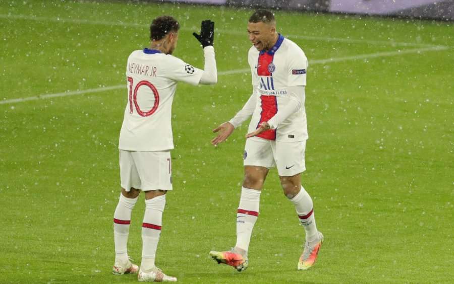 Drejtori sportiv i PSG-së Leonardo, optimist se Mbappe e Neymari do të nënshkruajnë kontrata të reja
