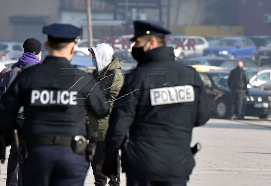 Policia shqiptoi 775 tiketa anti-COVID, për një ditë