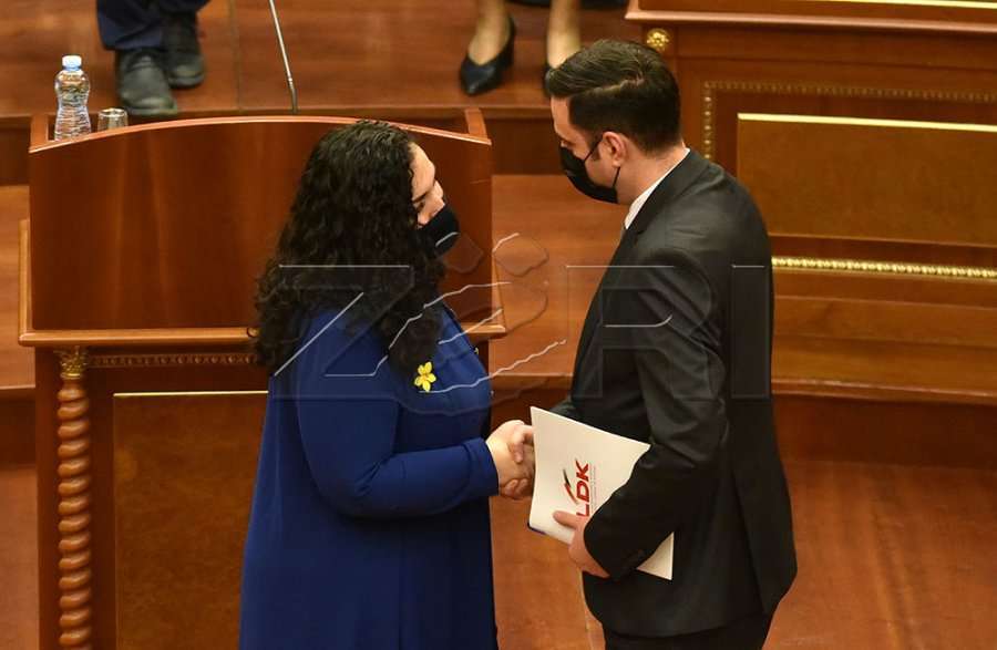 “Po të ishte sado pak falënderuese, presidentja sot do ta nderonte Betejën e Koshares së bashku me Abdixhikun”