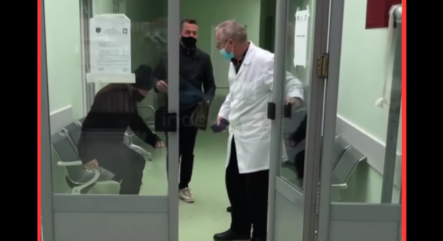 Doktori në Podujevë refuzon pacientin e moshuar: Nesër o djalë, nuk i punoj dy ndërrime, nuk jam dreq