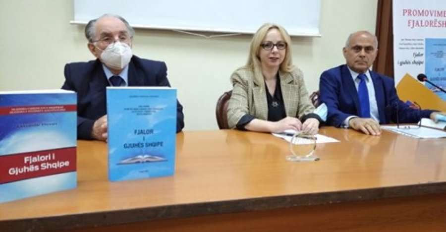 Në Shqipëri u promovuan dy fjalorë të shqipes