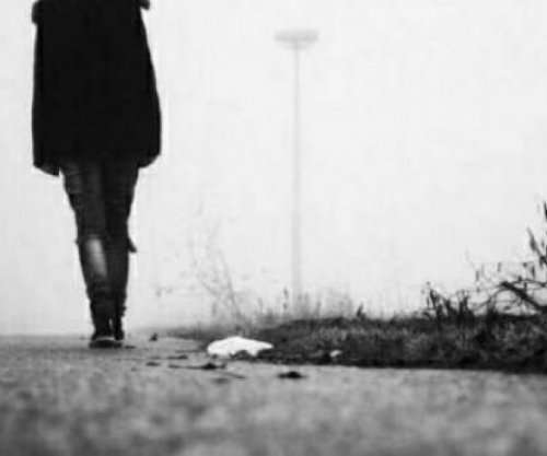 Nëna nga Prishtina e raporton vajzën e saj të zhdukur