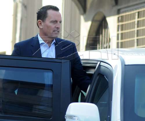 Richard Grenell nis pushimet në jug të Shqipërisë [video]