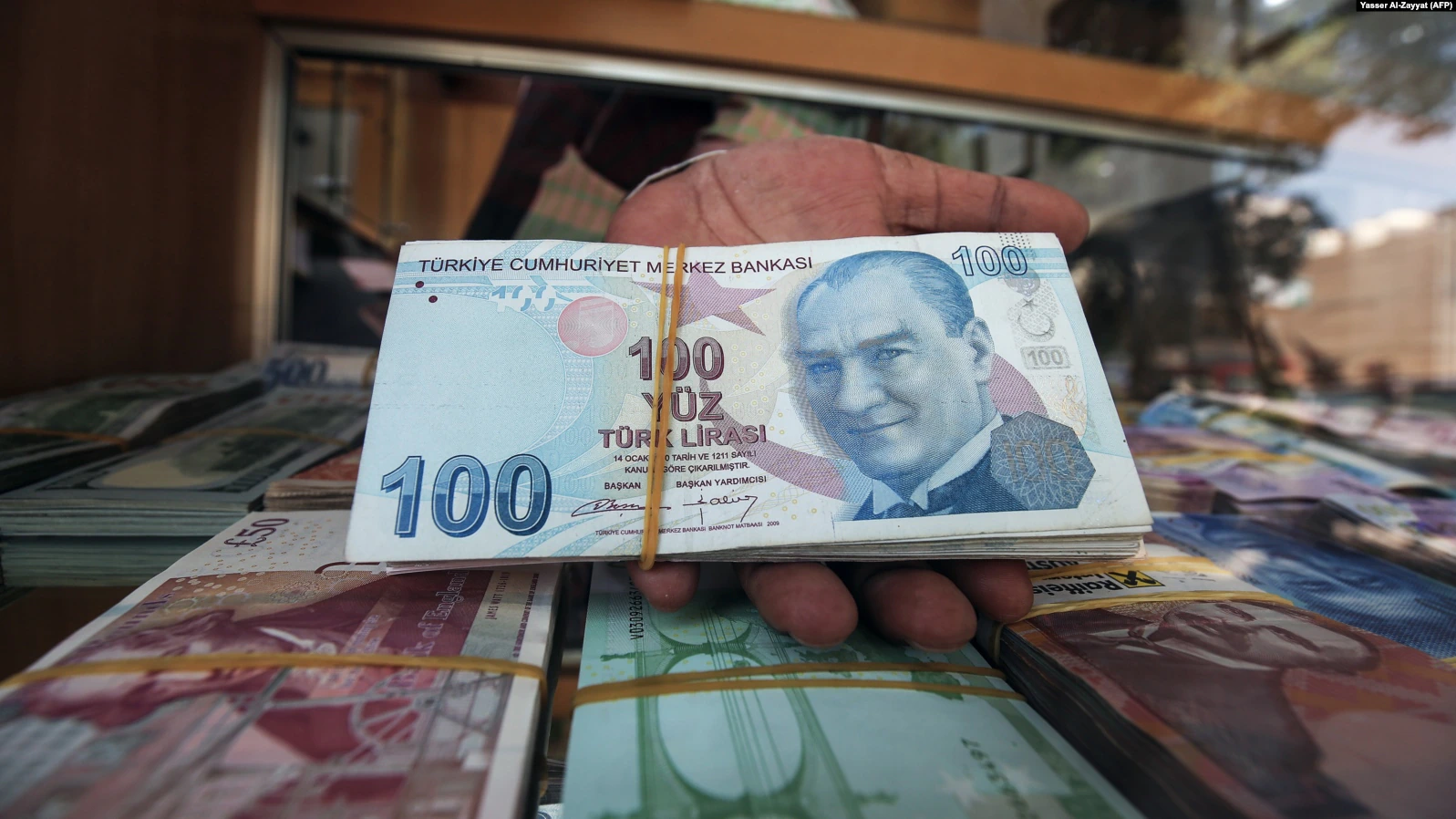 Kriza me lirën shihet si mundësi për të sfiduar Erdoganin