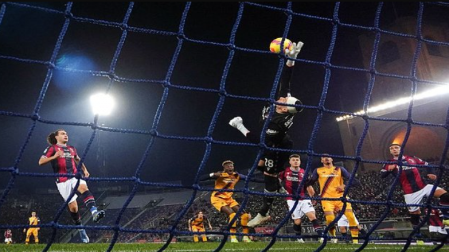Roma pëson humbje nga Bologna